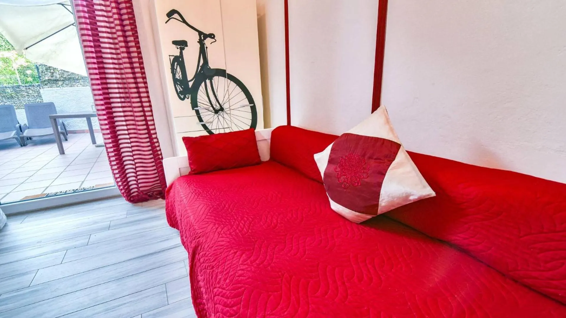 Zu-Lago Di Garda Apartment Bo-Ol Peschiera del Garda Italy